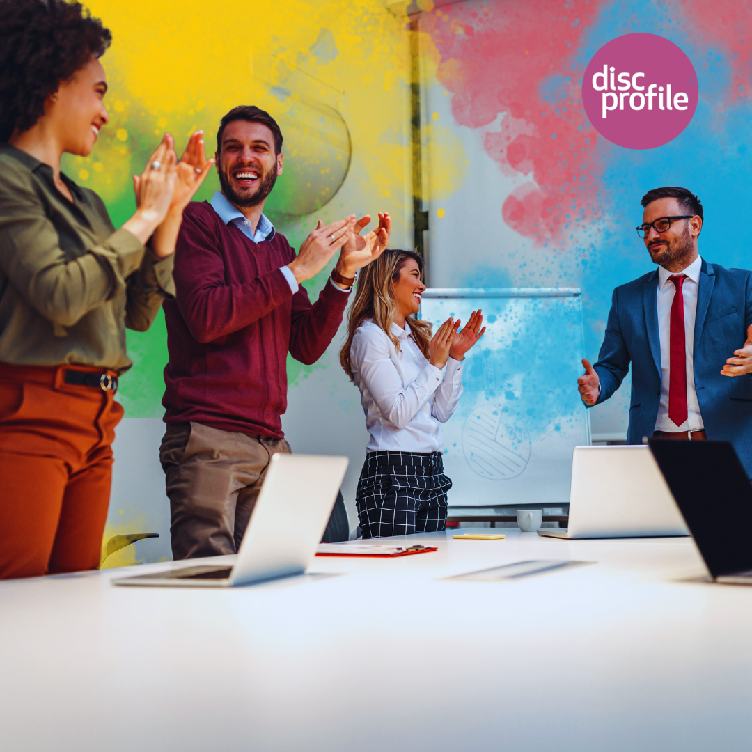 team showing appreciation during a meeting